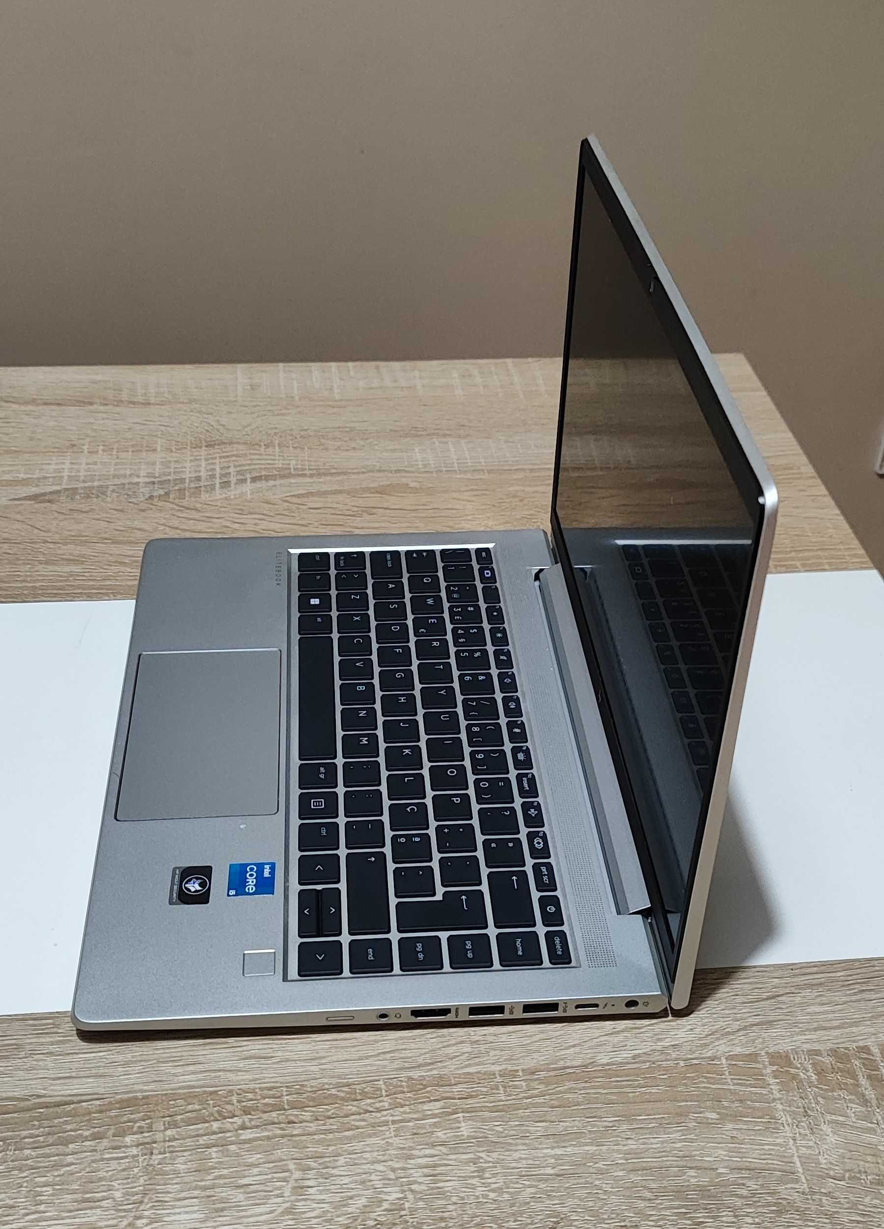 HP Elitebook 640 g9 – Intel i5 1235u – 16 Gb RAM – 512 M2