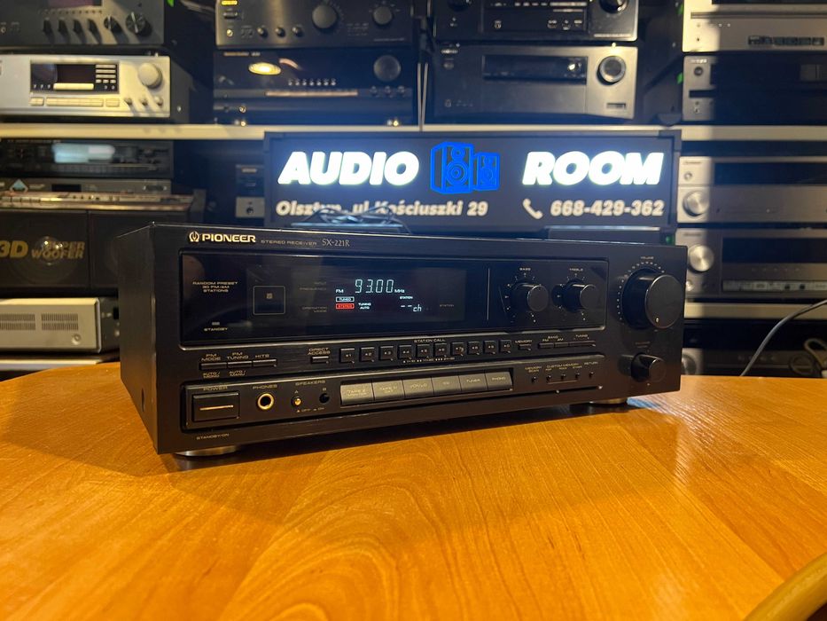 Amplituner Pioneer SX-221R Audio Room
