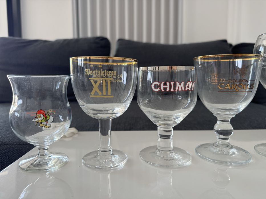 Lote copos miniatura de cervejas belgas icónicas (Westvleteren, etc)