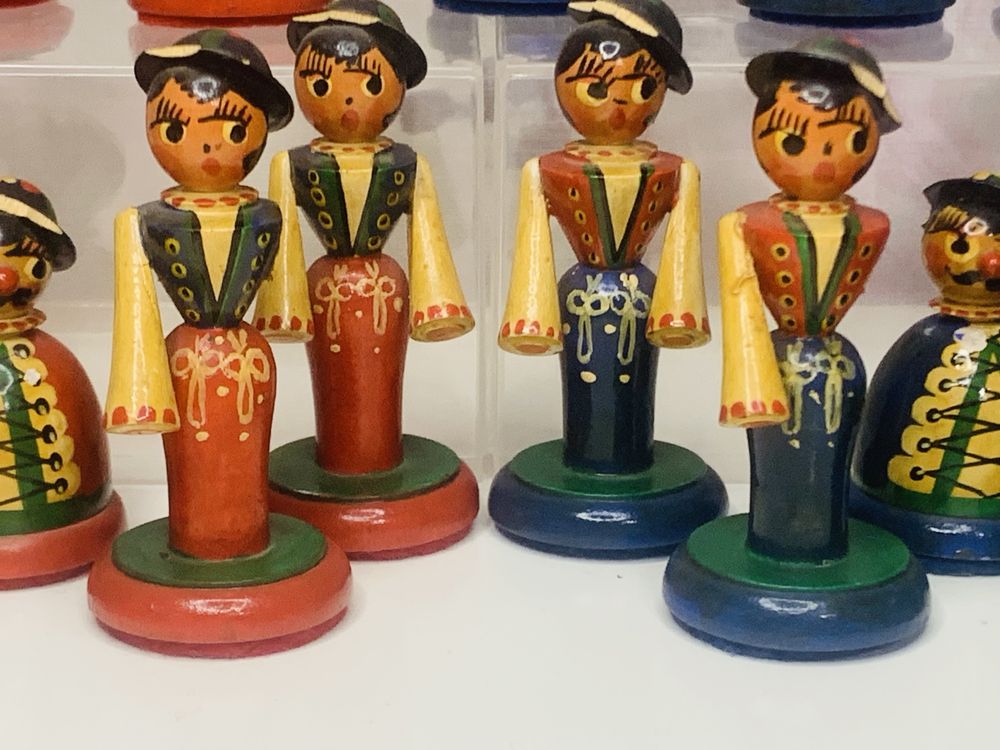 Drewniane figurki do gry w szachy, folk, vintage, retro