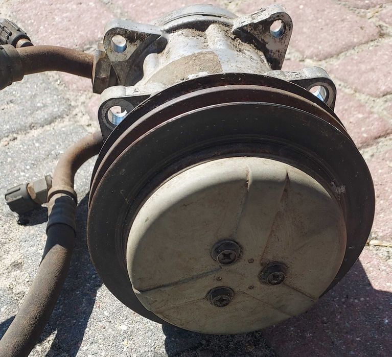 Sprężarka klimatyzacji kombajn claas Dominator Lexion