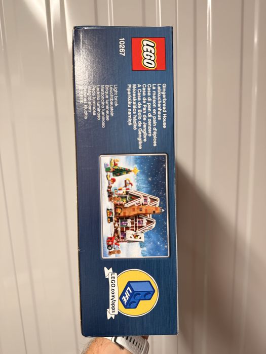 Lego 10267 - Chatka z Piernika