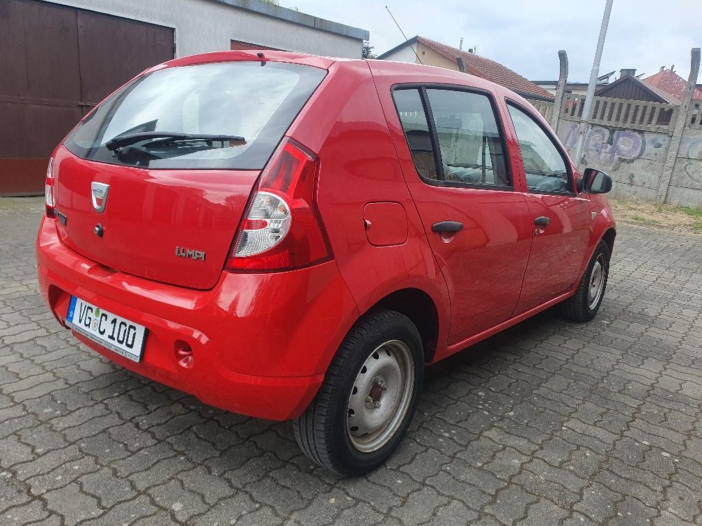 Dacia Sandero 1.4 MPi rok 2009  przebieg 95477 km