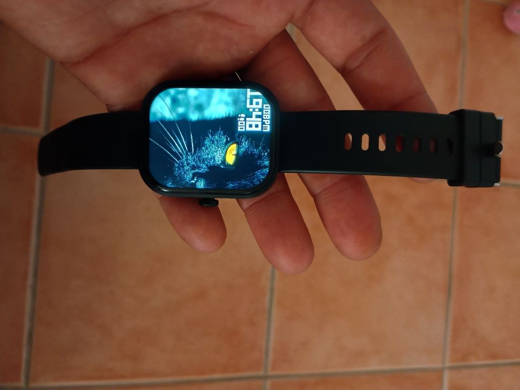 Smartwatch G21 .