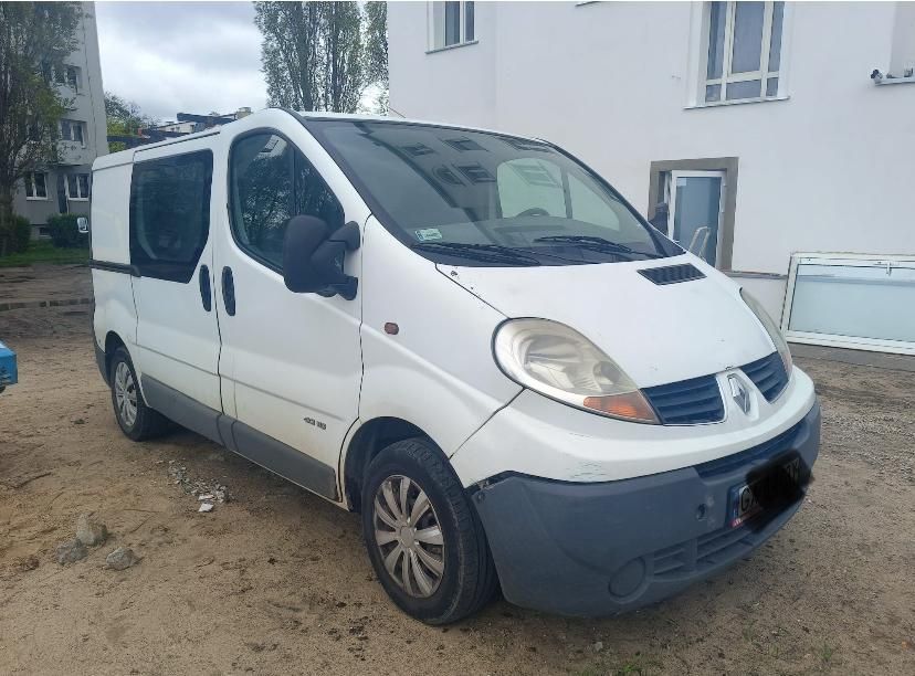 Renault Trafic 2.0 dCi silnik skrzynia części maska zderzak drzwi moty