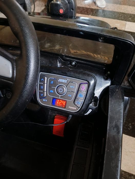 Auto na akumulator