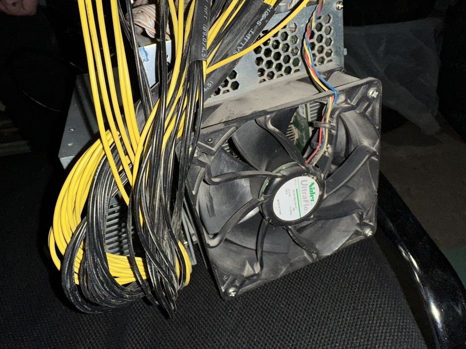 Bitmain Antminer D3