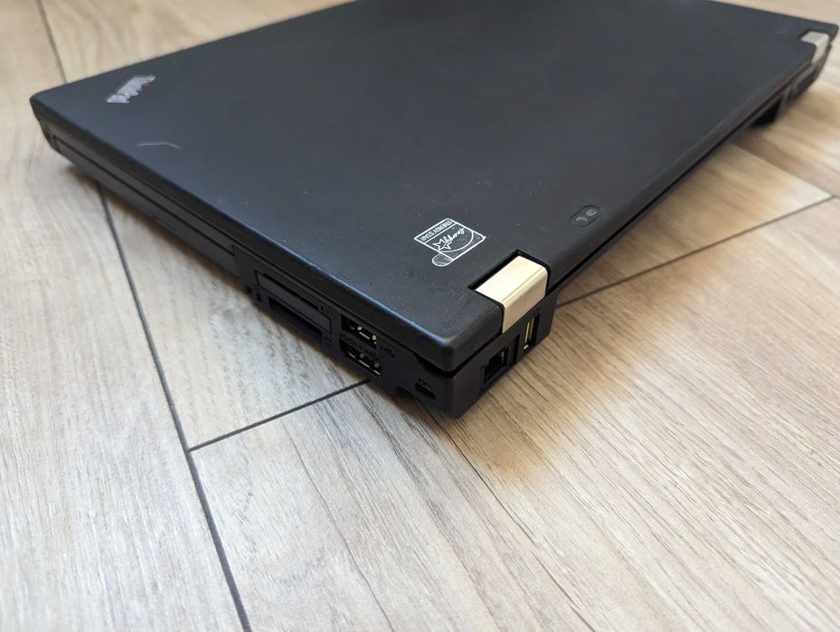 ThinkPad t420p coreboot, i5, 1600x900, 8gb