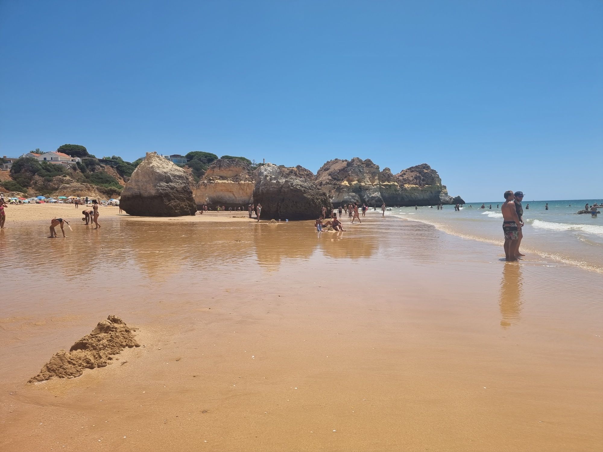 T0 na Torralta, em Alvor, a 50m da magnífica praia da Torralta/ Praia
