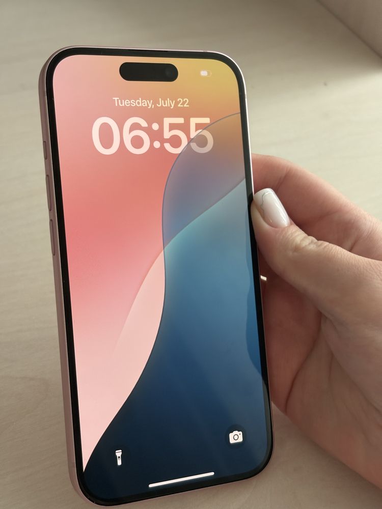 Iphone 15 128 gb PINK