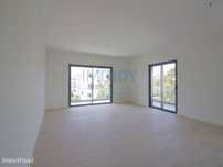 Apartamento T4 em Portimão