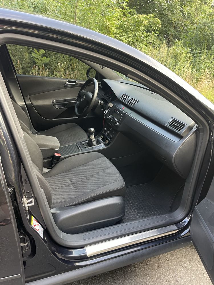 Продам Volkswagen passat B6 1,9 дизель