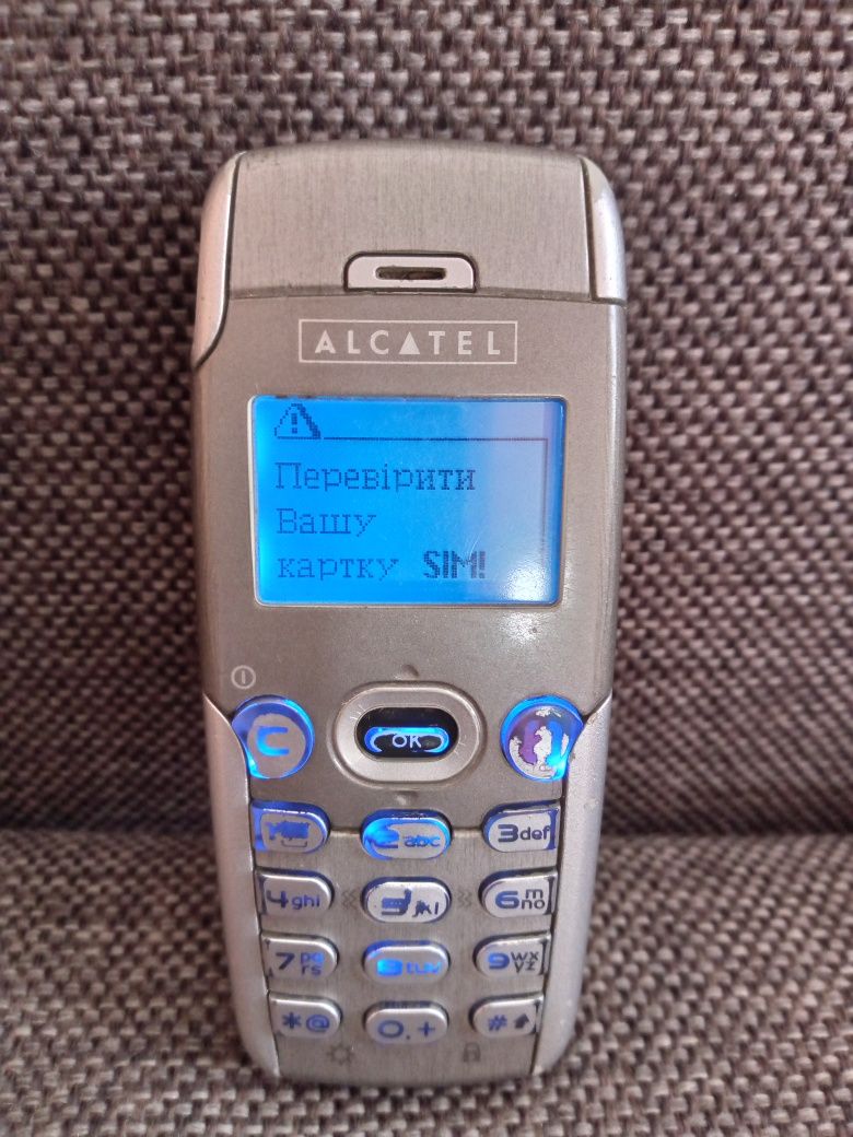 Телефон Alcatel BG3 під vodafon