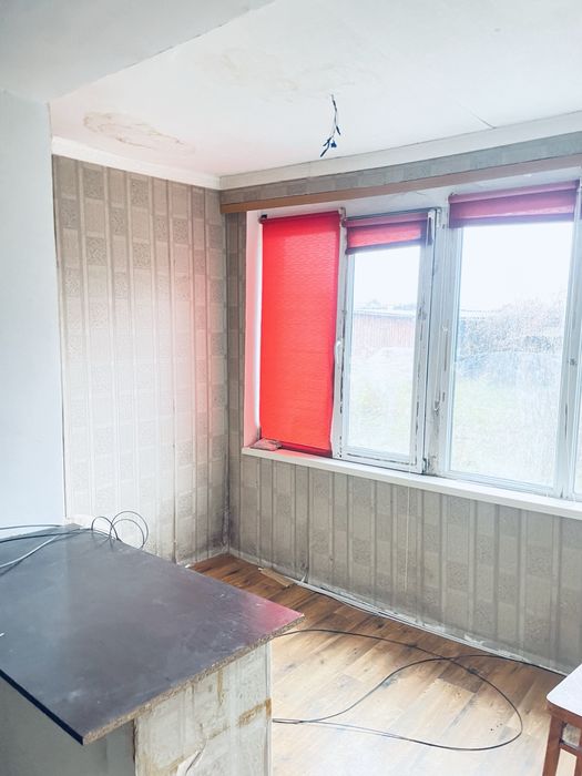 Продається 2 -х кімнатна квартира ст . Переяславська