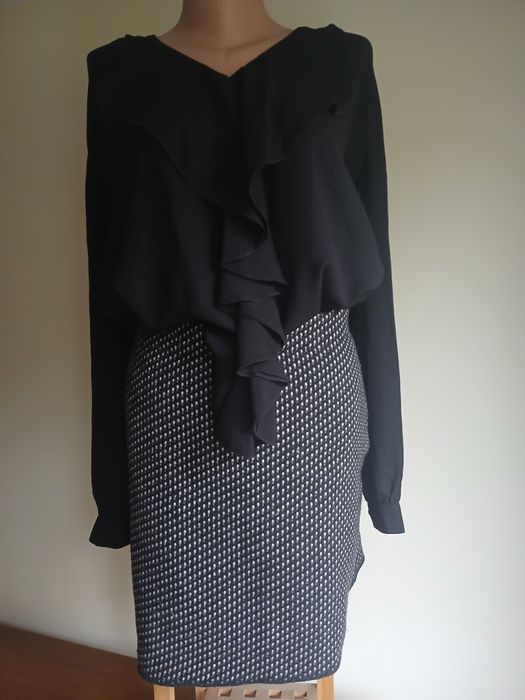 Czarna bluzka damska   32.