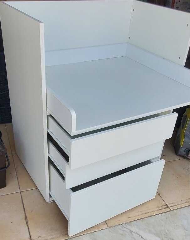 Comoda trocador ikea cor branco 3 gavetas