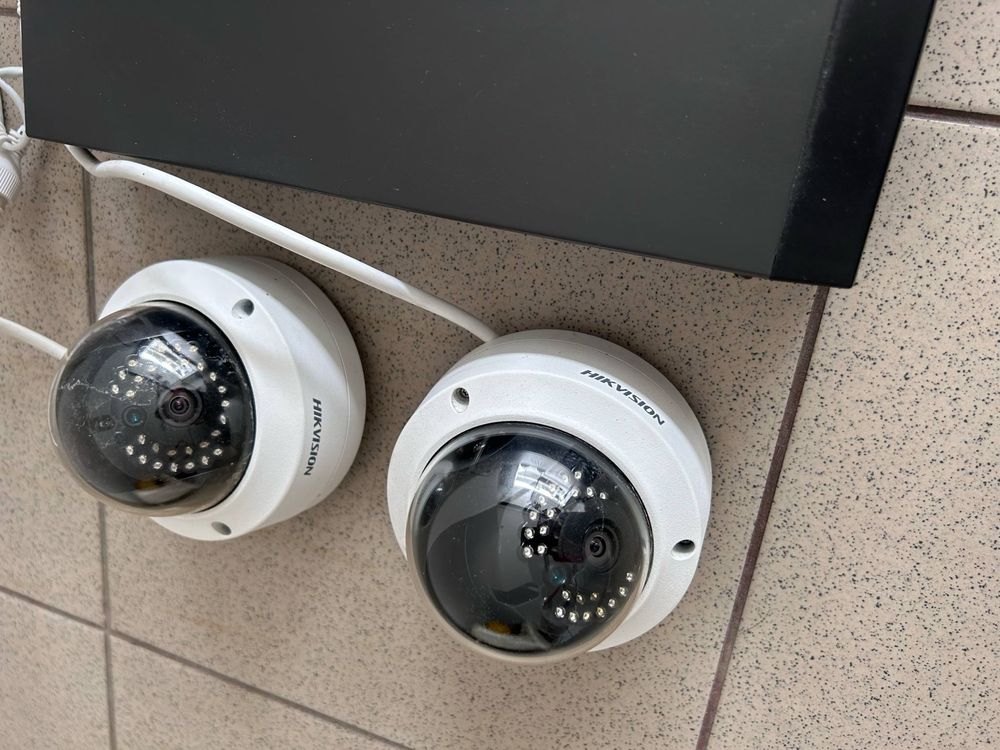 Sistema de video vigilâcia com 4 câmaras de gravação diurna