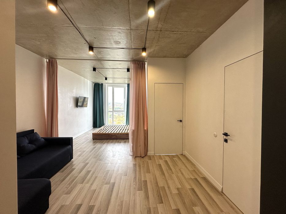 Продам квартиру на Біговій 17