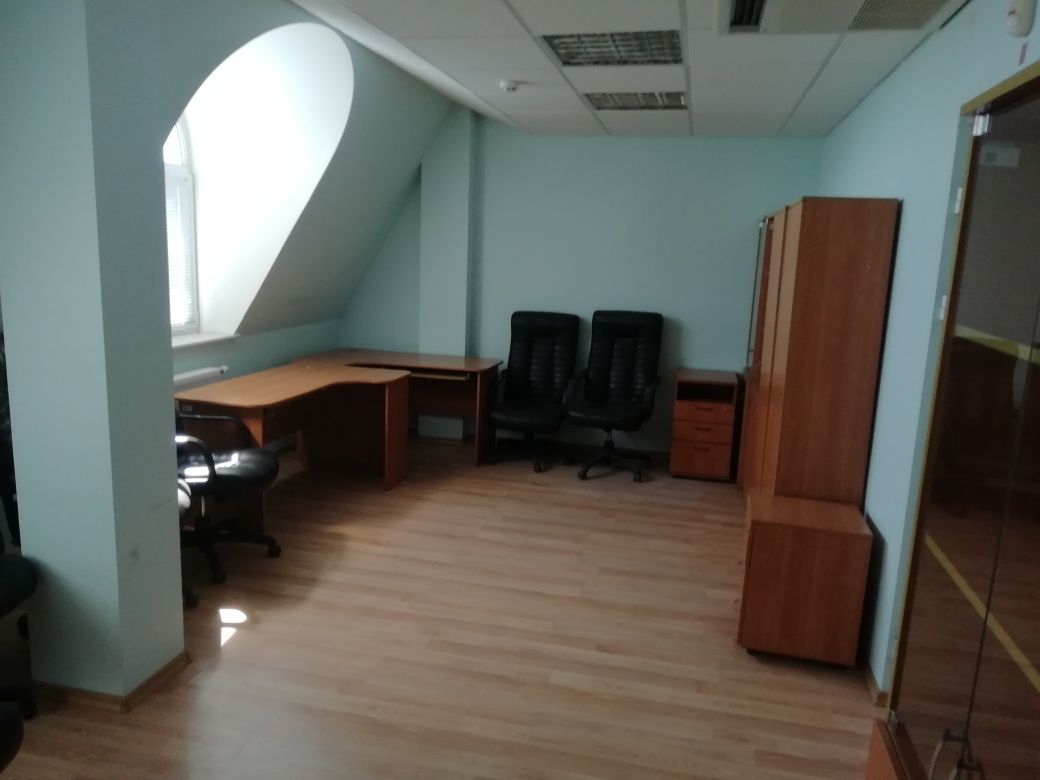 Оренда офісних приміщень, 25 - 175 кв.м., м. Рівне, вул. Боярка, 21.