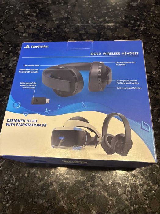 Бездротові Ігрові навушники PlayStation Gold Wireless Headset PS4