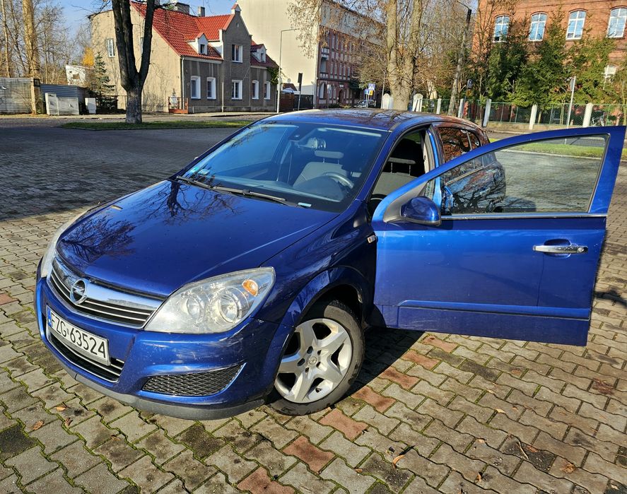 Opel Astra H 1.6 Benzyna – 2007 – Zadbana, gotowa do jazdy!