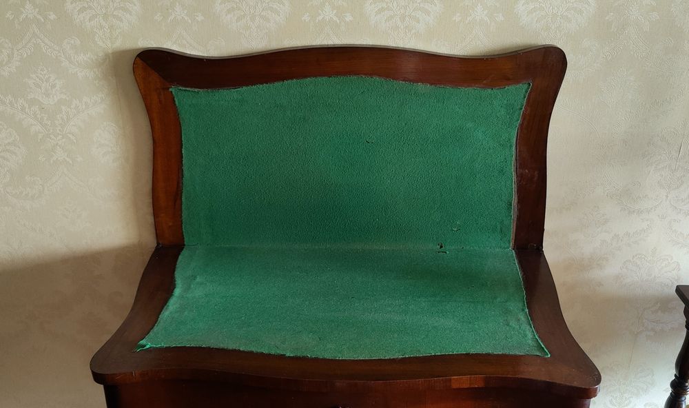 Mesa de jogo antiga