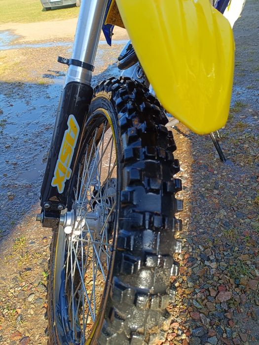 Cross Asix 250 defender
