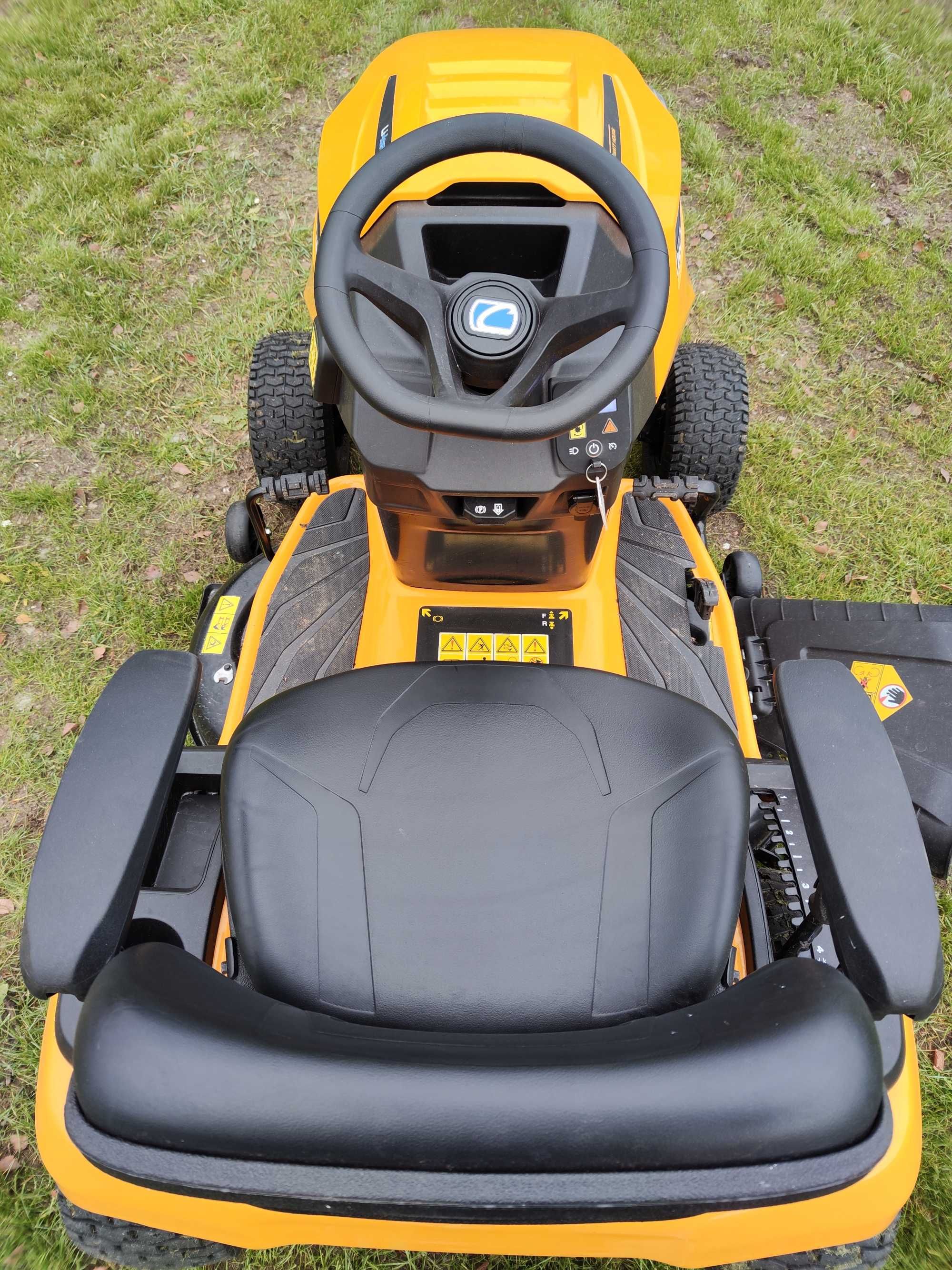 traktorek ogrodowy cub cadet xt2 es 107