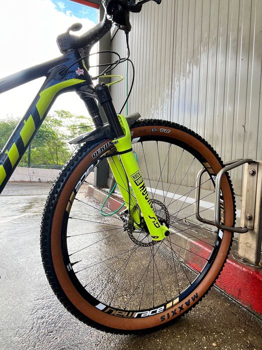 Bicicleta de montanha Scott Spark edição Nino Schurter Size S