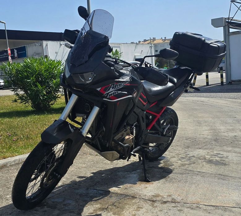 Honda Africa Twin CRF 1100 c/Extras