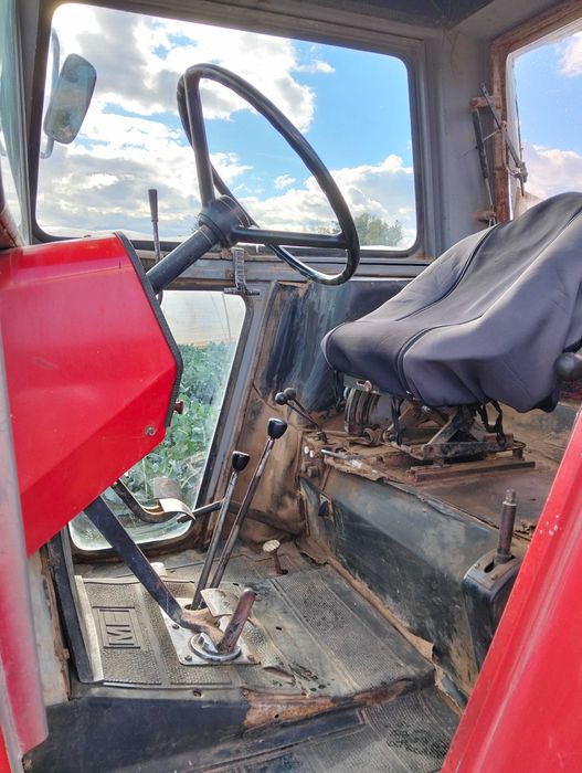 ciągnik Ferguson 575