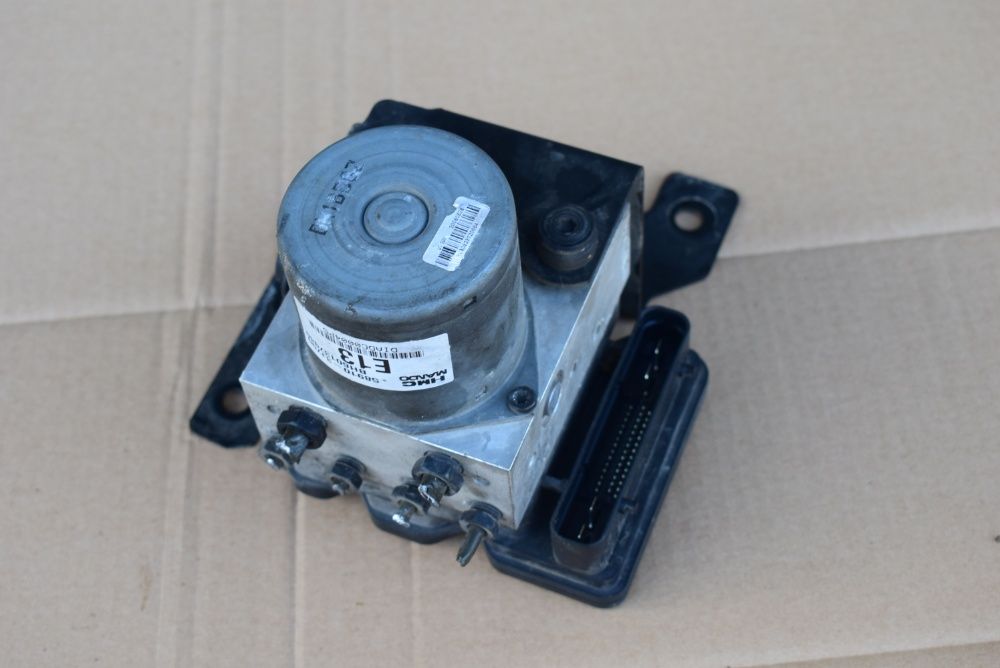 pompa abs hamulcowa IX55 3.0 CRDI 10R.58910-3J700