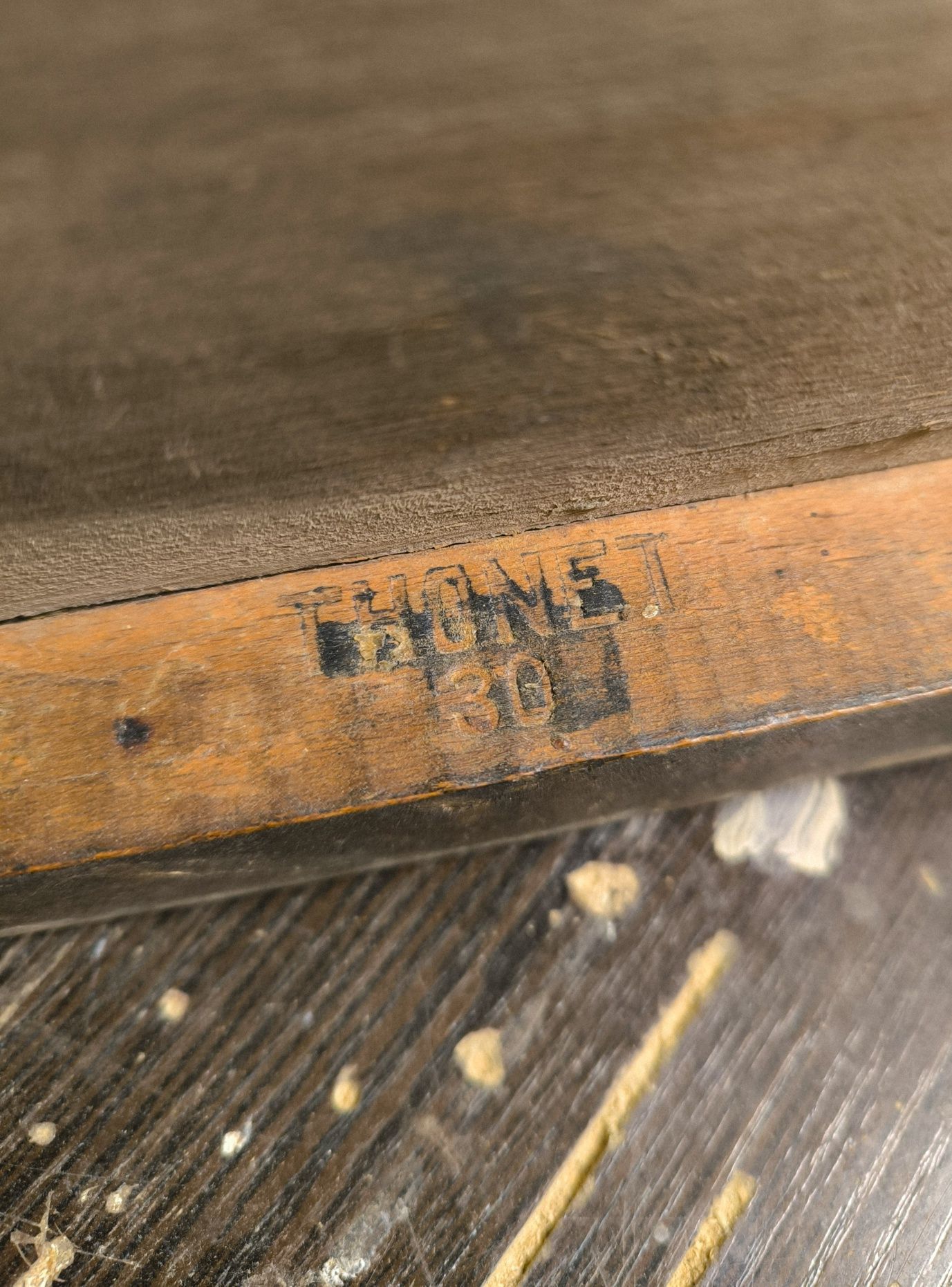 Thonet и дубовый диван