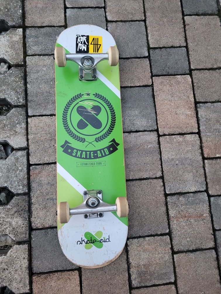 Deskorolka Skate-Aid wymiary 80cmx20cm