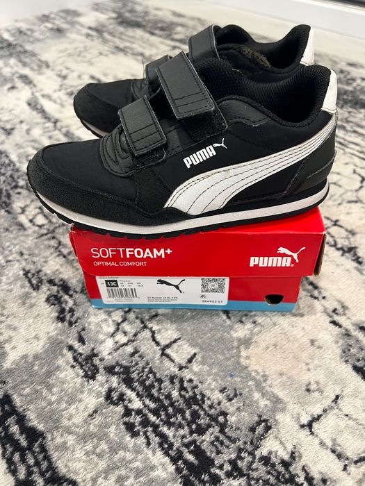 Легенькі кросівки Puma