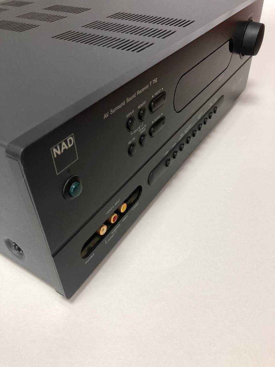 AV-ресівер 5.1 NAD T752