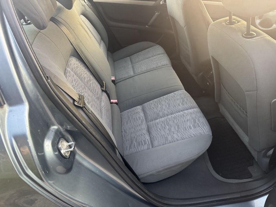 Peugeot 407 1.6 HDI krajowy stan BDB