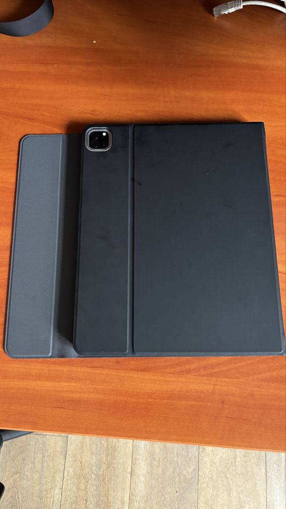 Apple Ipad Pro 12.9” 512 GB ram 8 gb gen. 4