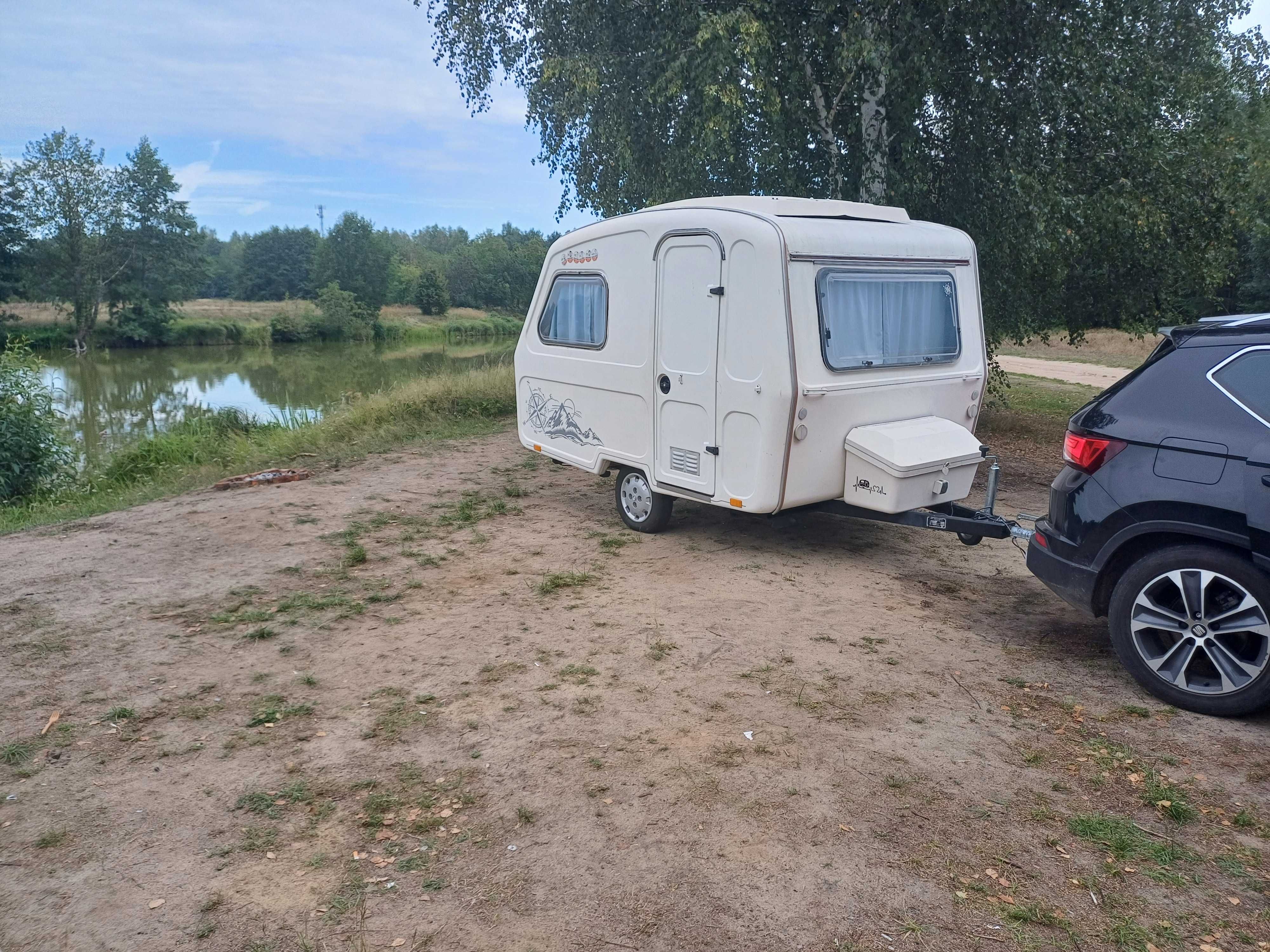 Spezedam przyczepę niewiadów 126e