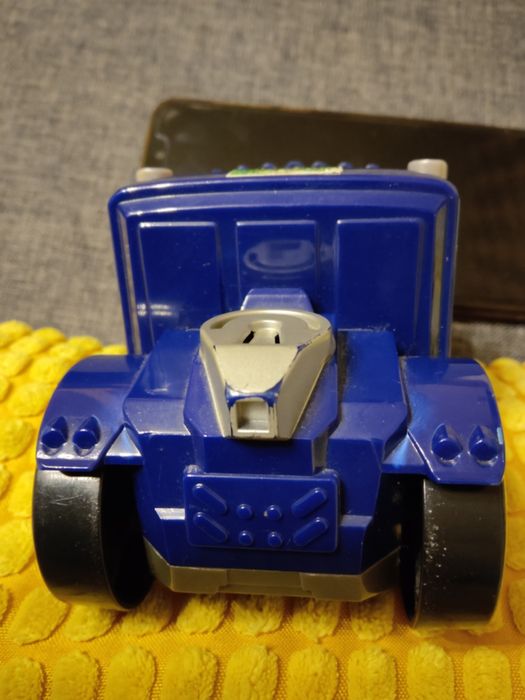 Optimus Prime Hasbro Transformers samochód interaktywny