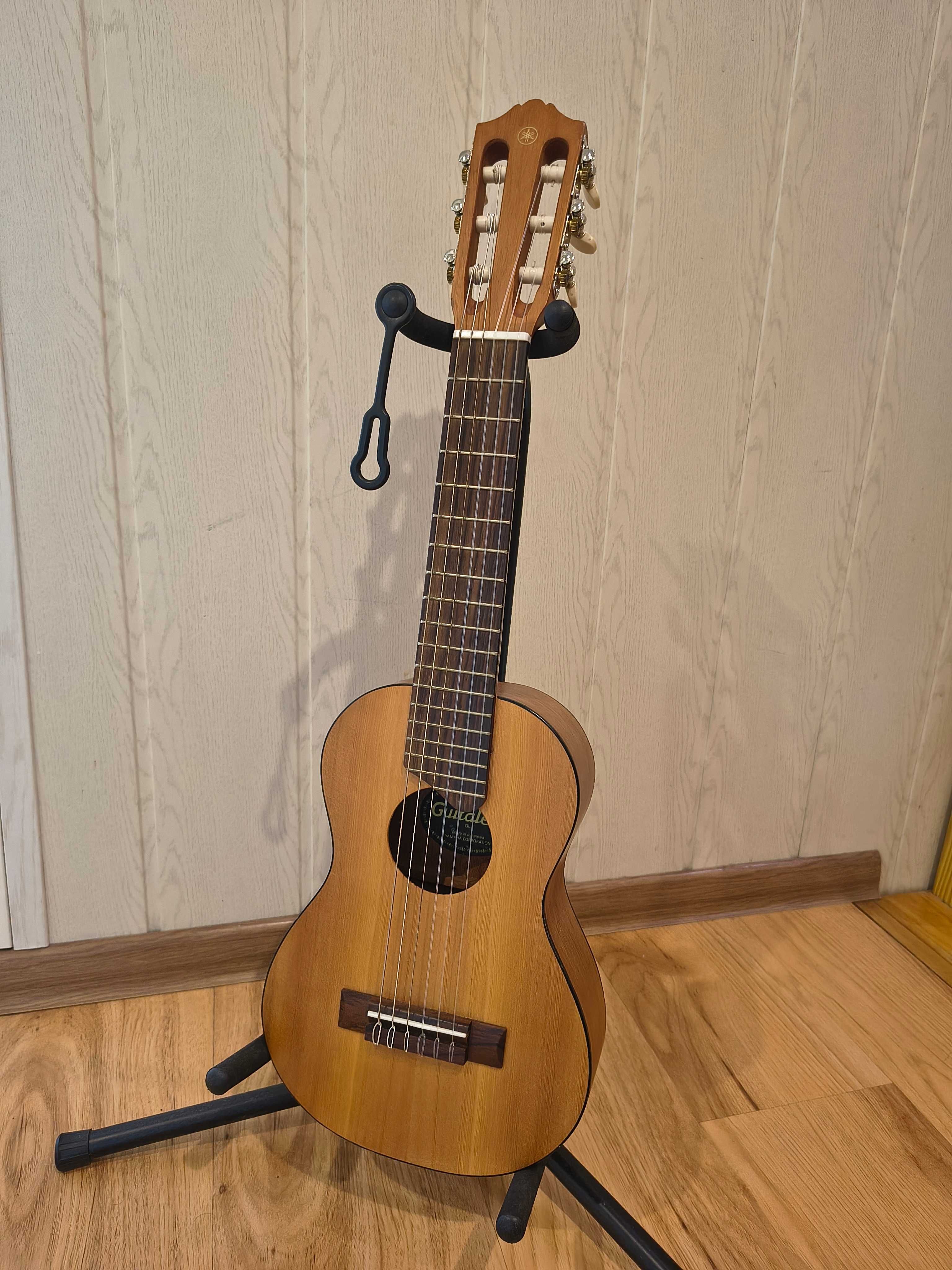 Yamaha GL-1 - guitalele z pokrowcem
