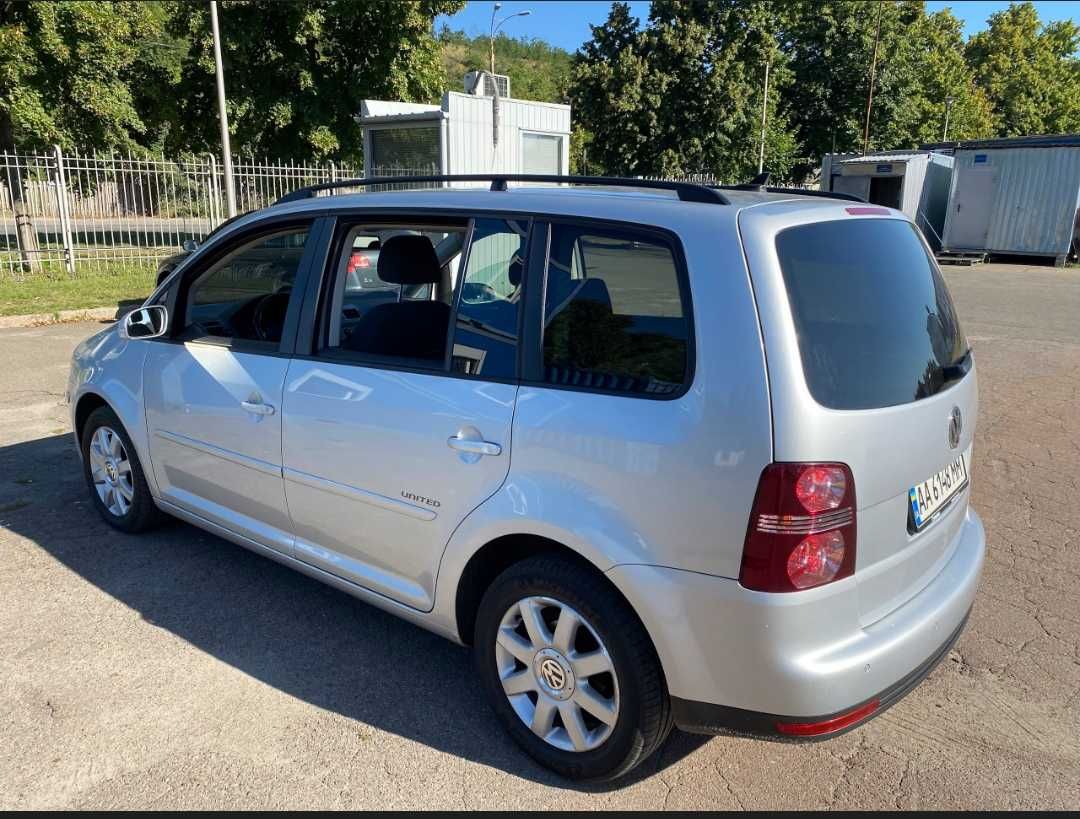 Volkswagen Touran 2009