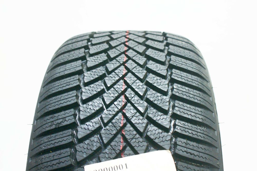 4x BRIDGESTONE 235/45R17 97V Blizzak LM005 XL