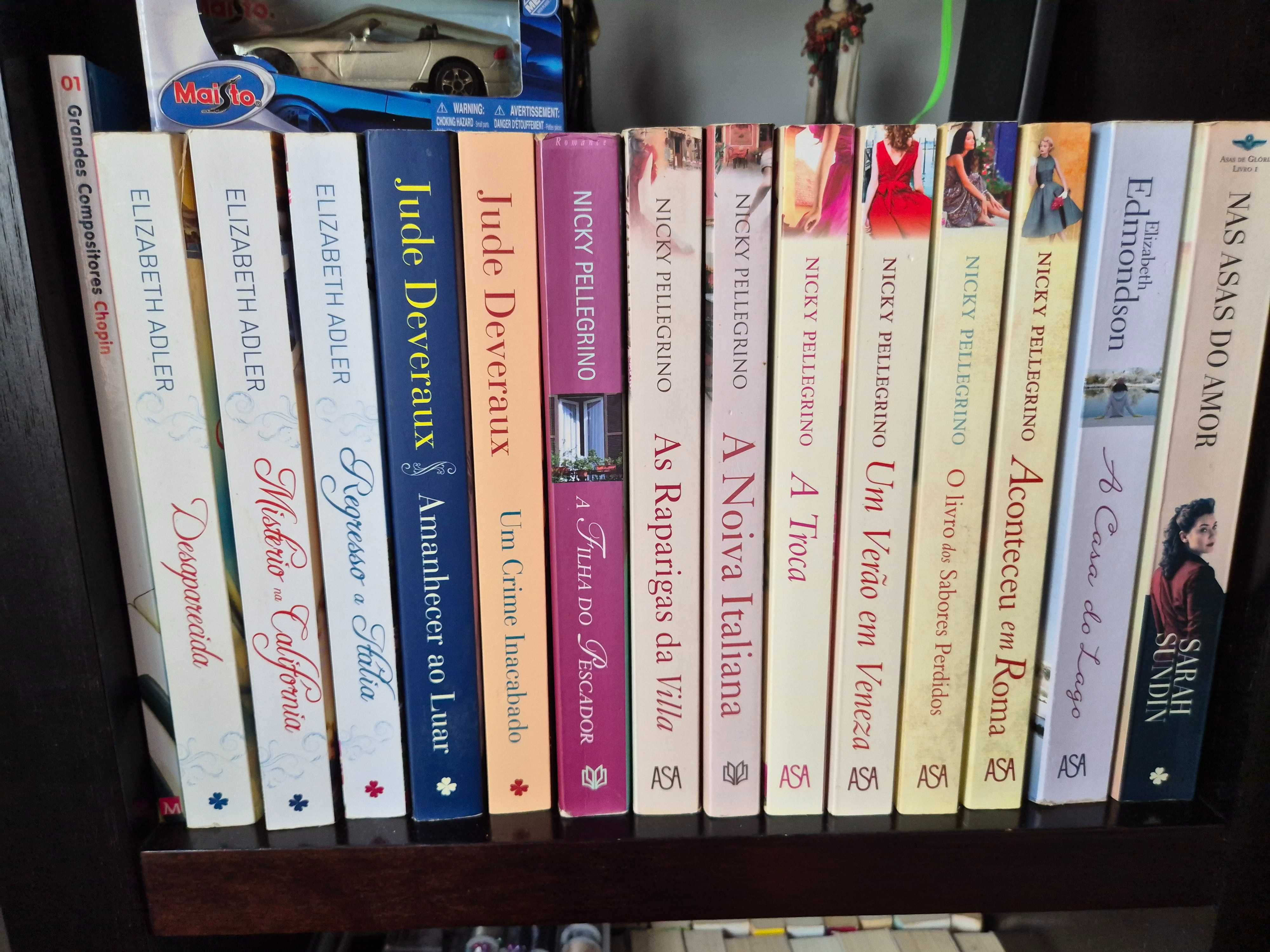 Livros  de 3 autoras, romance