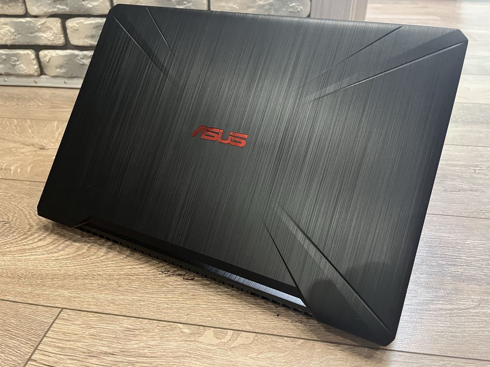 Asus FX504 I7 8750H/16/SSD/15.6 IPS/GTX 1050