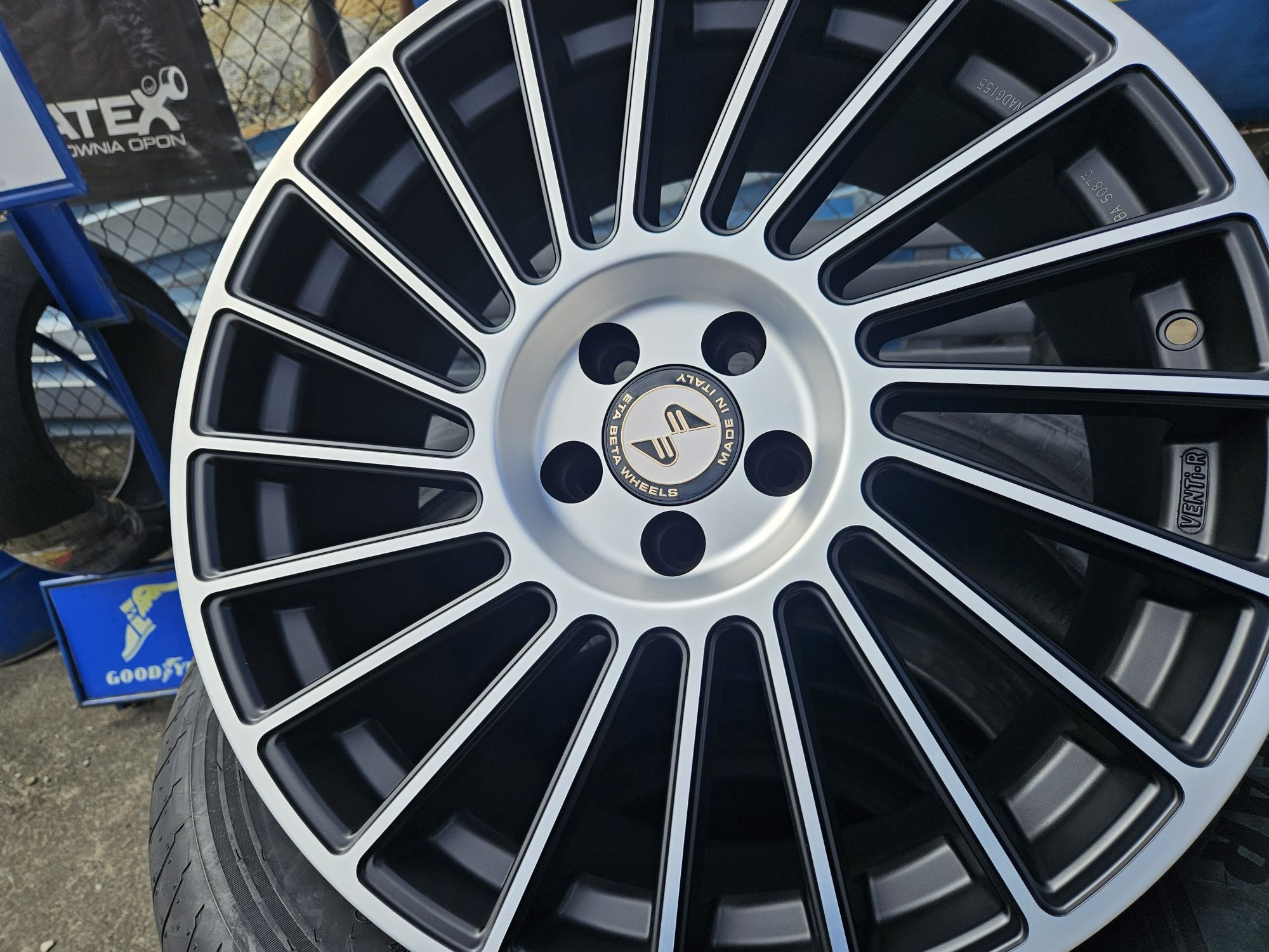Koła letnie 5x108 235/55/19 volvo xc 60 nowe.