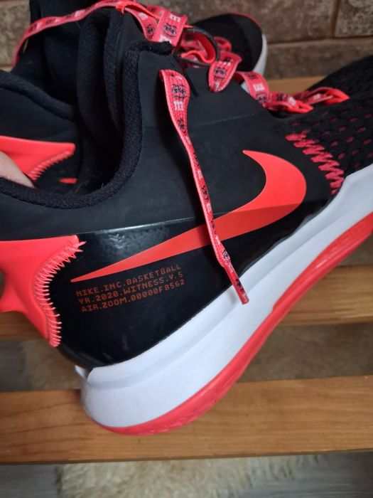 Чоловічі баскетбольні кросівки Nike LeBron Witness 5 EP Bred