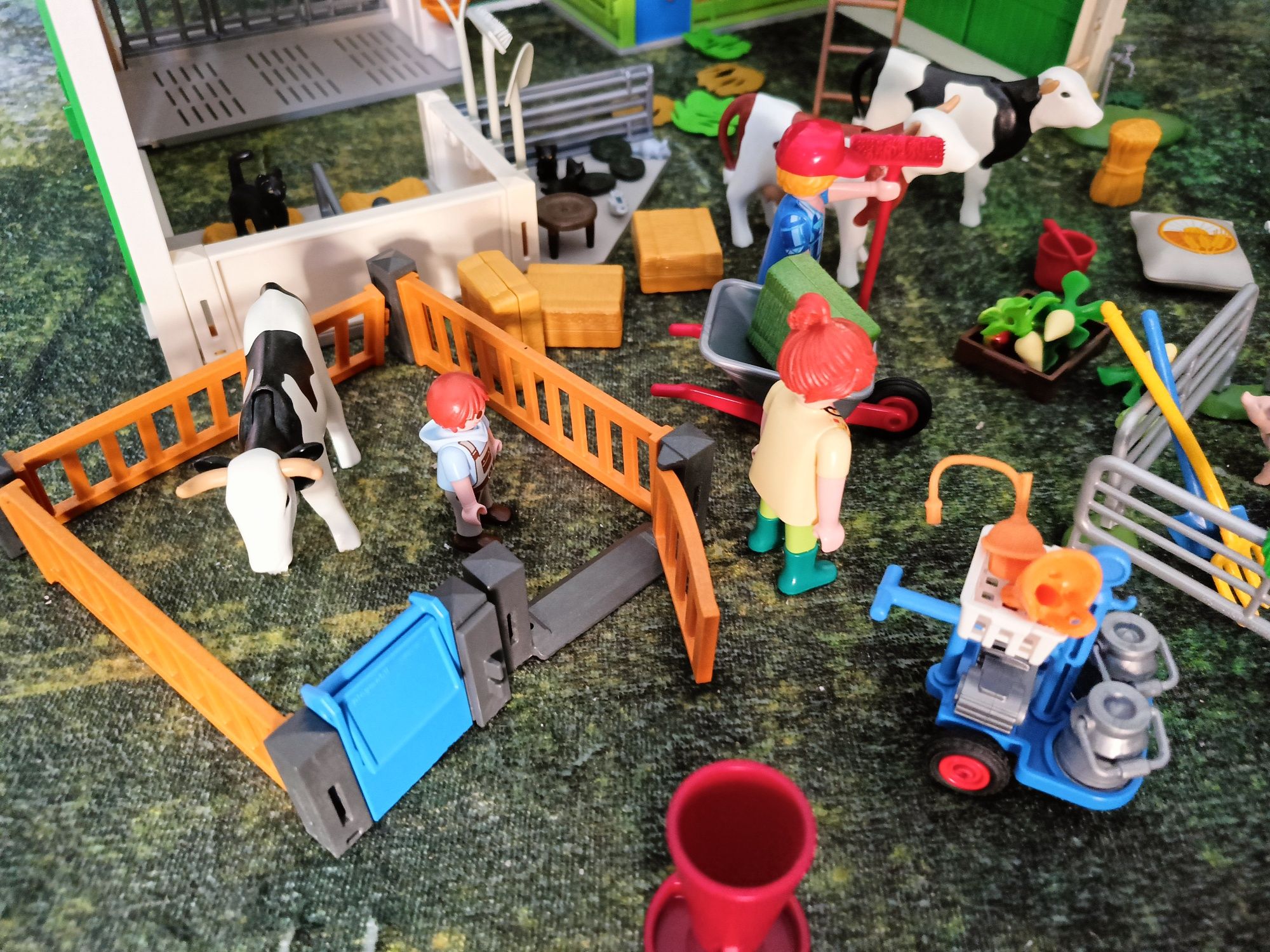 Playmobil 70132 Farma silos zwierzęta