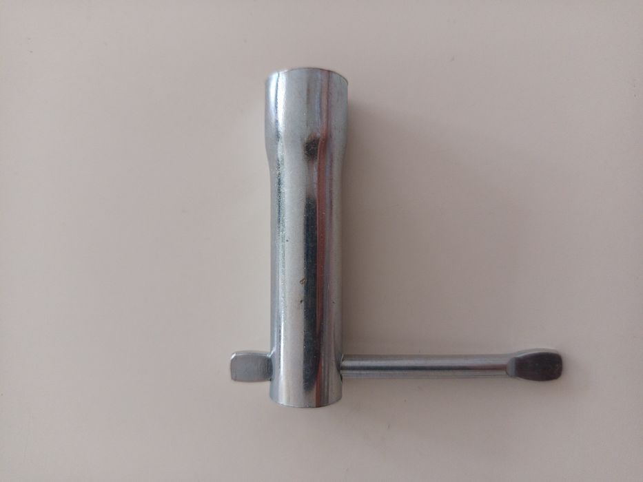 Klucz heksagonalny z dźwignią