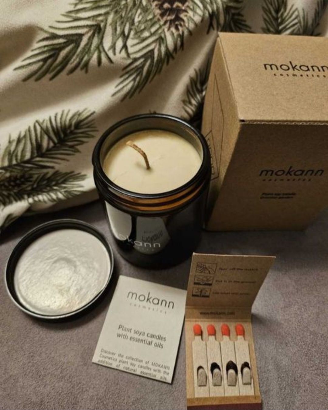 Mokosh roślinna świeca sojowa Orientalny ogród
Pojemność 180 ml.
Świec